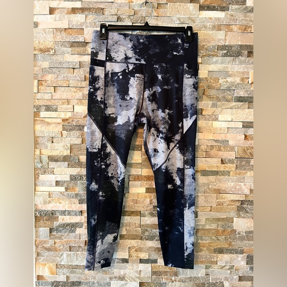 JoyLab Pants & Jumpsuits Joy Lab Xl Workout Pants Black And White